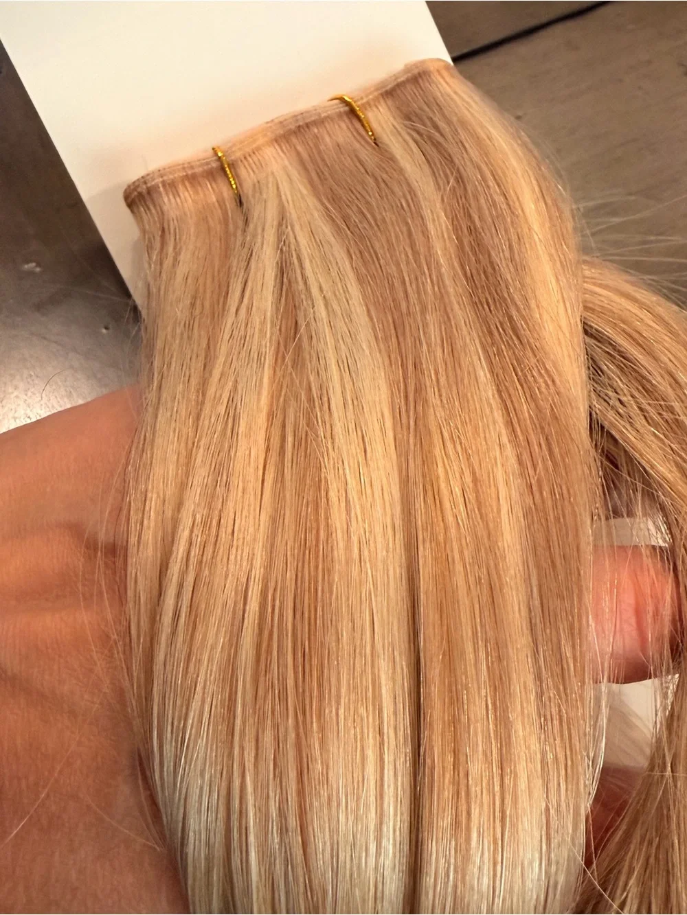 N/A 20” blonde